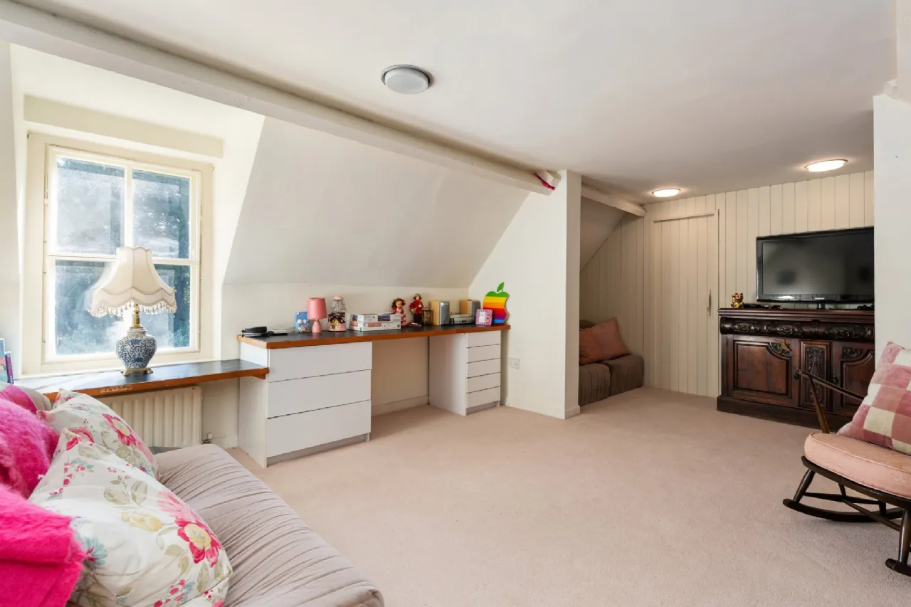 Photo of Trentham, Leopardstown Road, Foxrock, Dublin 18, D18 V2T6