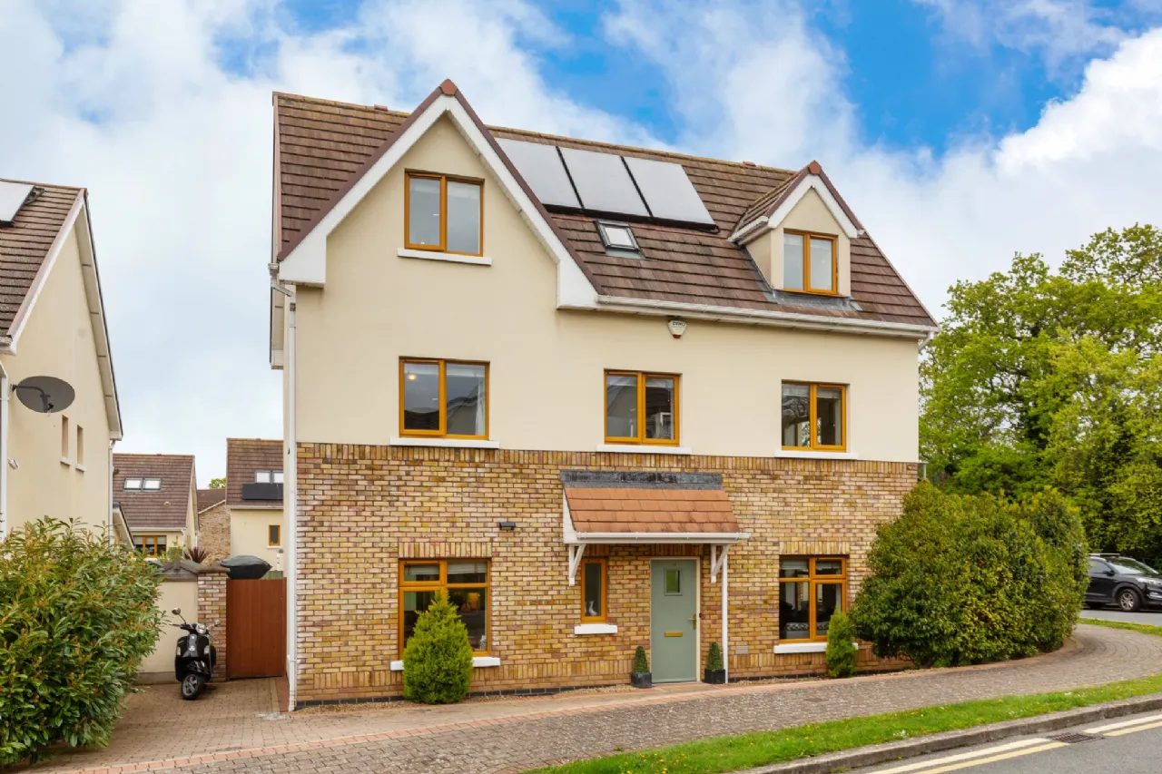 Photo of 19 Stocking Wood Walk, Stocking Avenue, Dublin 16, D16 W956