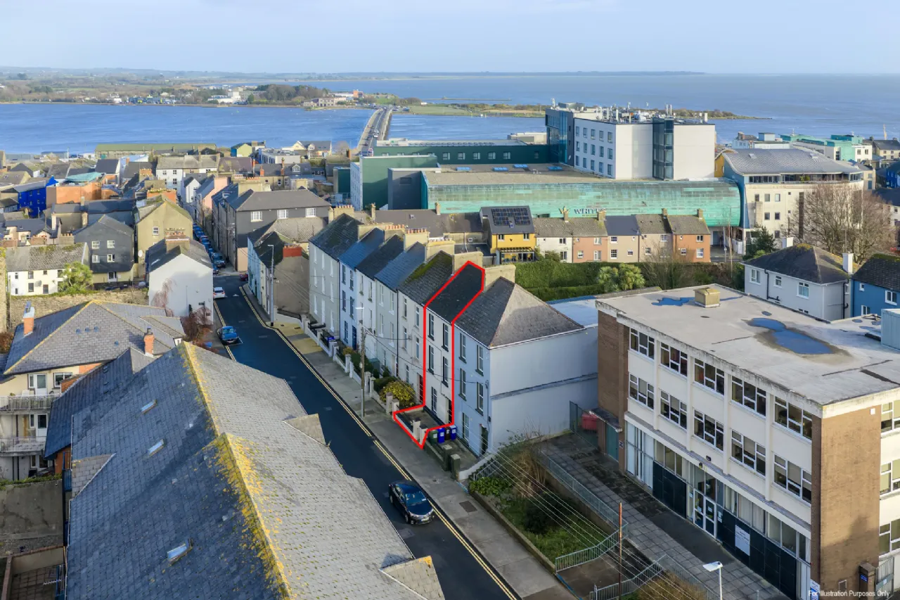 Photo of SIX RENTAL UNITS, 18 Upper George Street, Wexford Town, Wexford, Y35FD73