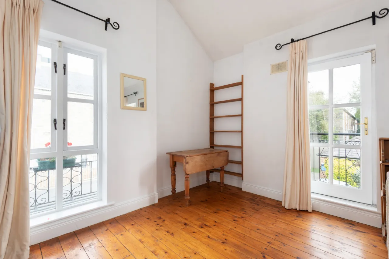 Photo of 32 Haddington Square, Haddington Road, Ballsbridge, Dublin 4, D04 C2V3