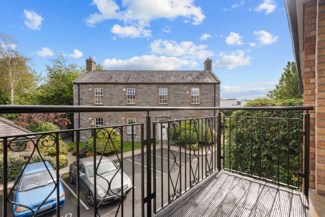 Photo of 32 Haddington Square, Haddington Road, Ballsbridge, Dublin 4, D04 C2V3