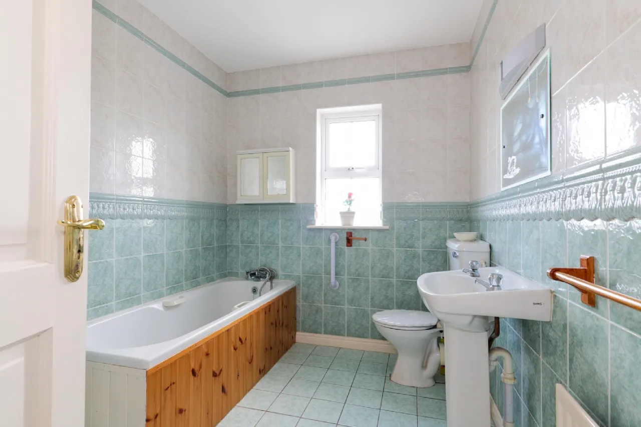 Photo of Moy Road, Kinvara, Co. Galway, H91 H3V5