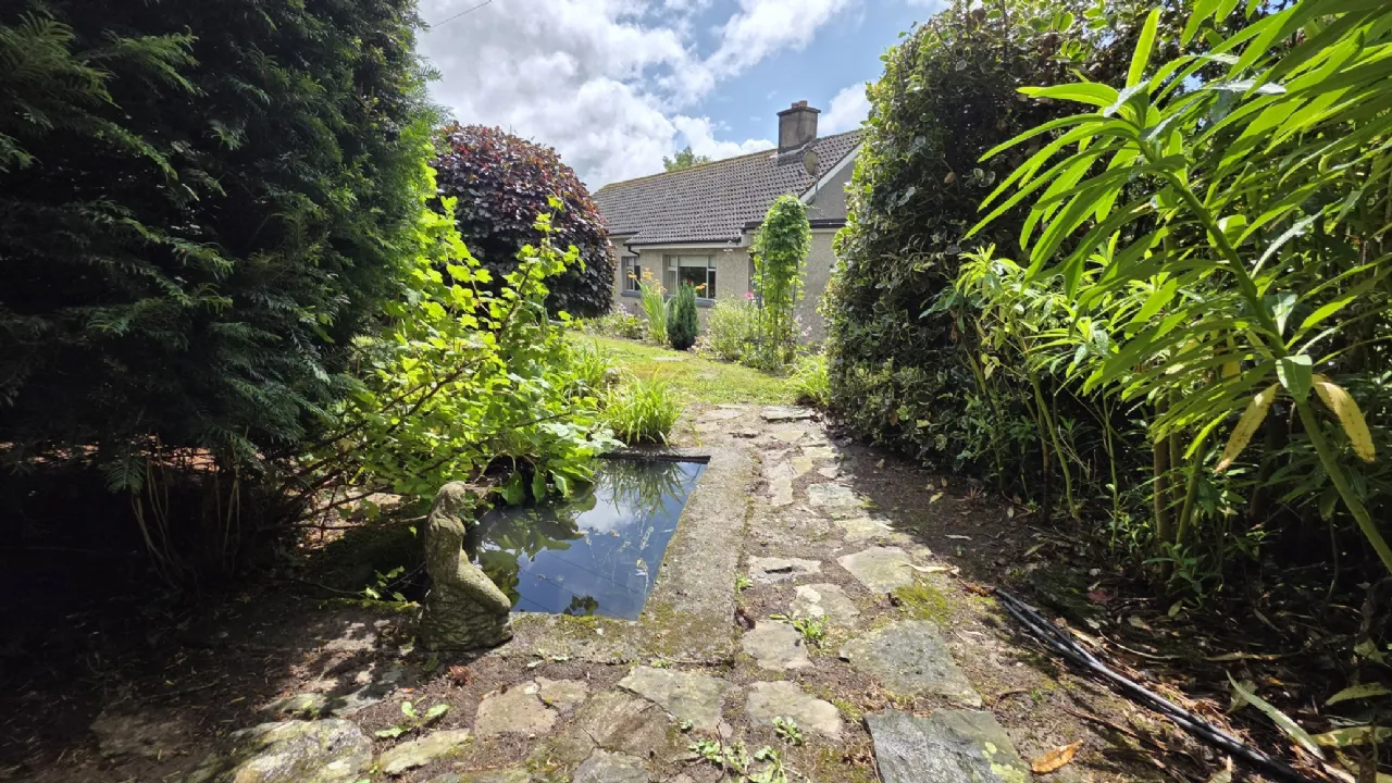 Photo of Chez Nous, Palmershill, Cashel, Co Tipperary, E25WK26