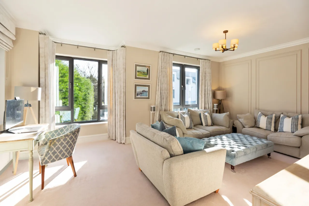 Photo of 7 Struan Glen, Enniskerry Road, Kilternan, Dublin 18, D18 EF84