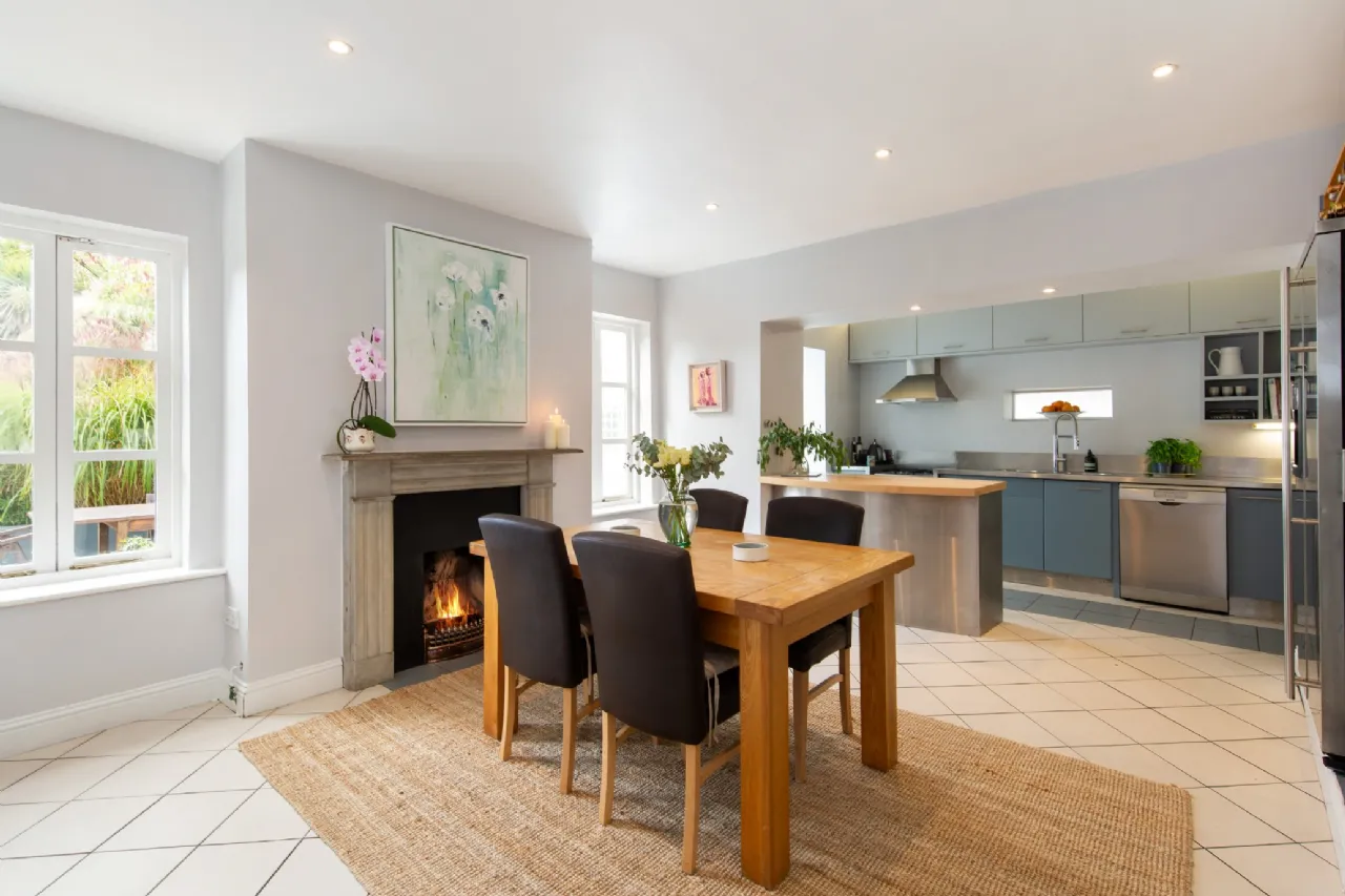 Photo of 35 Booterstown Avenue, Booterstown, Co. Dublin, A94 X2P9