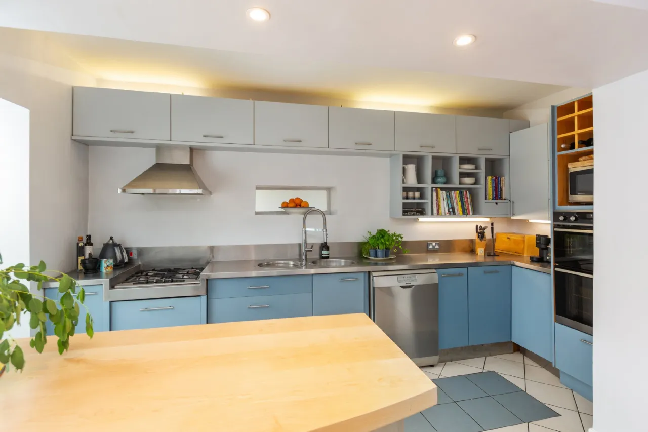 Photo of 35 Booterstown Avenue, Booterstown, Co. Dublin, A94 X2P9