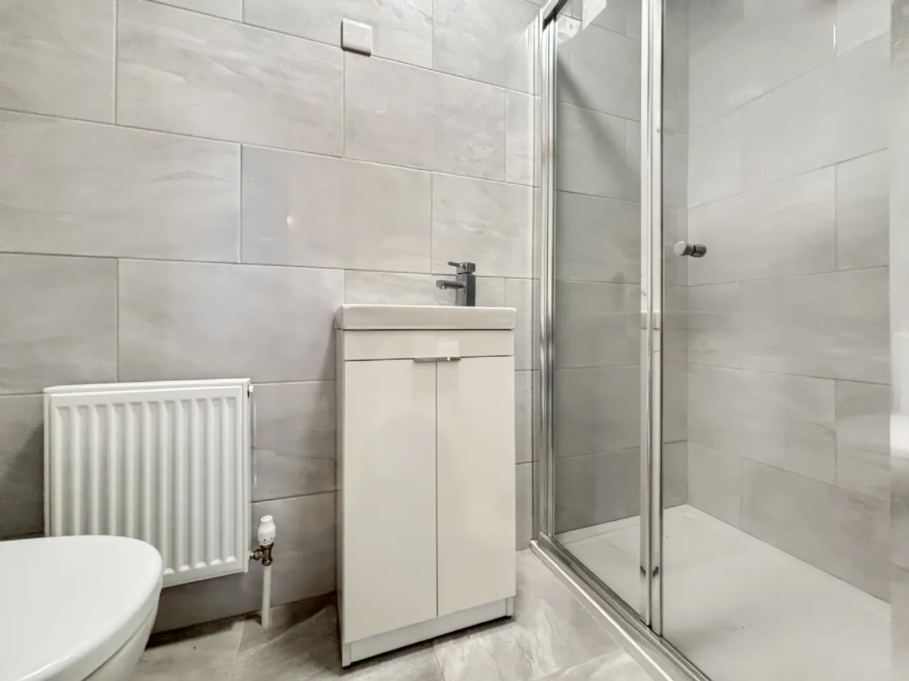 Photo of Mill Street, Borrisokane, Co. Tipperary, E45 YK64