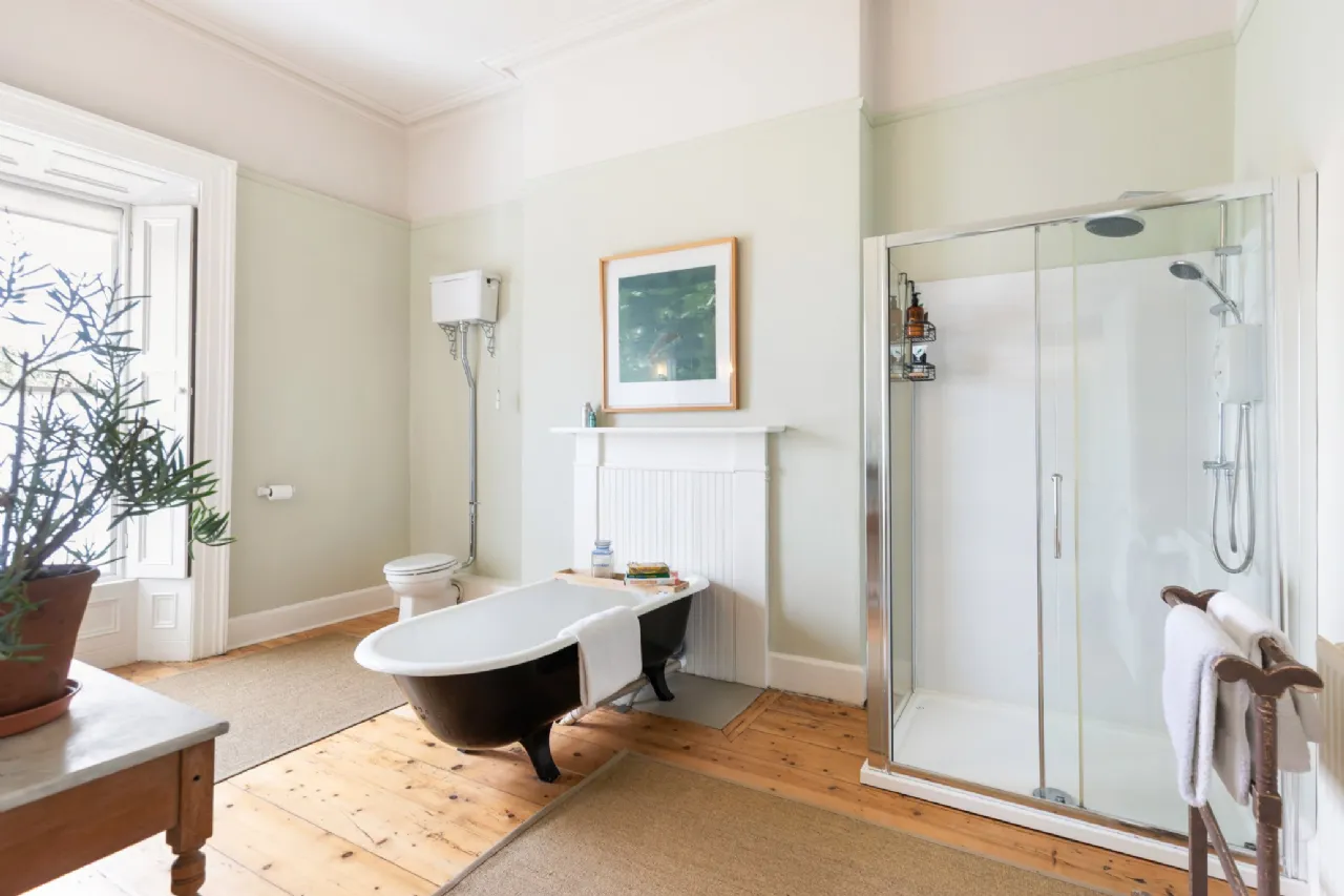 Photo of 17 Lower Prince Edward Terrace, Carysfort Avenue, Blackrock, Co Dublin, A94 K6R9