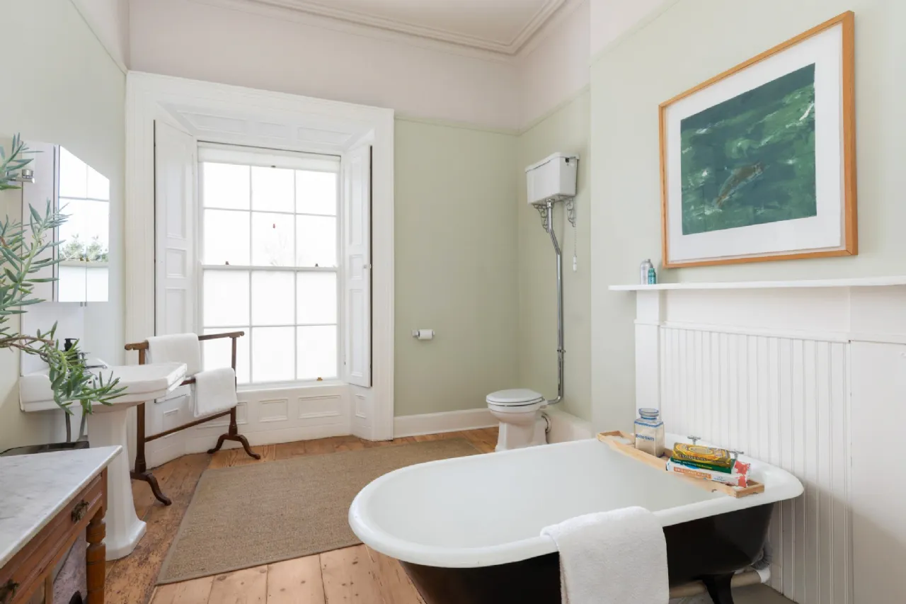 Photo of 17 Lower Prince Edward Terrace, Carysfort Avenue, Blackrock, Co Dublin, A94 K6R9