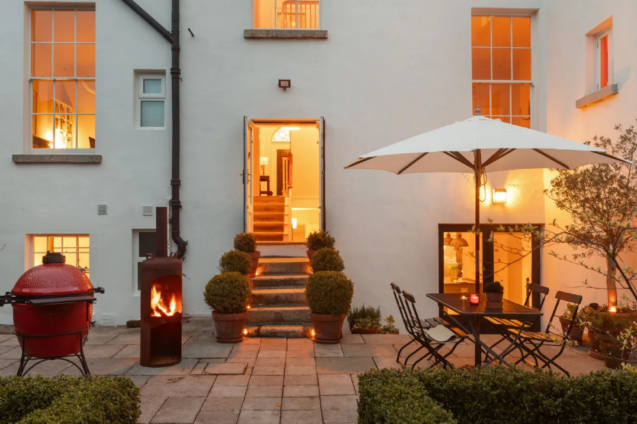 Photo of 17 Lower Prince Edward Terrace, Carysfort Avenue, Blackrock, Co Dublin, A94 K6R9