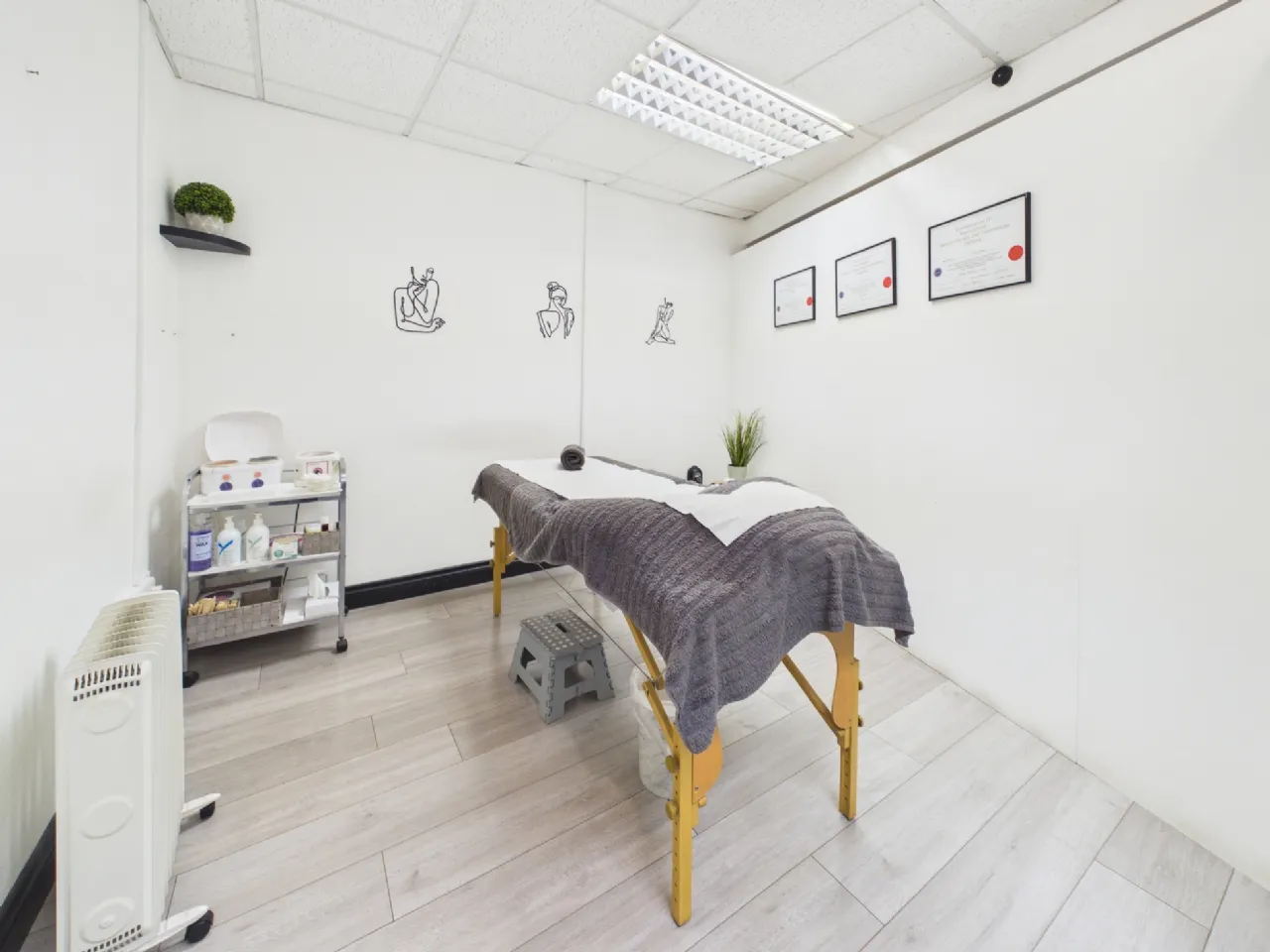 Photo of Main St, Borrisokane, Co. Tipperary, E45 D263