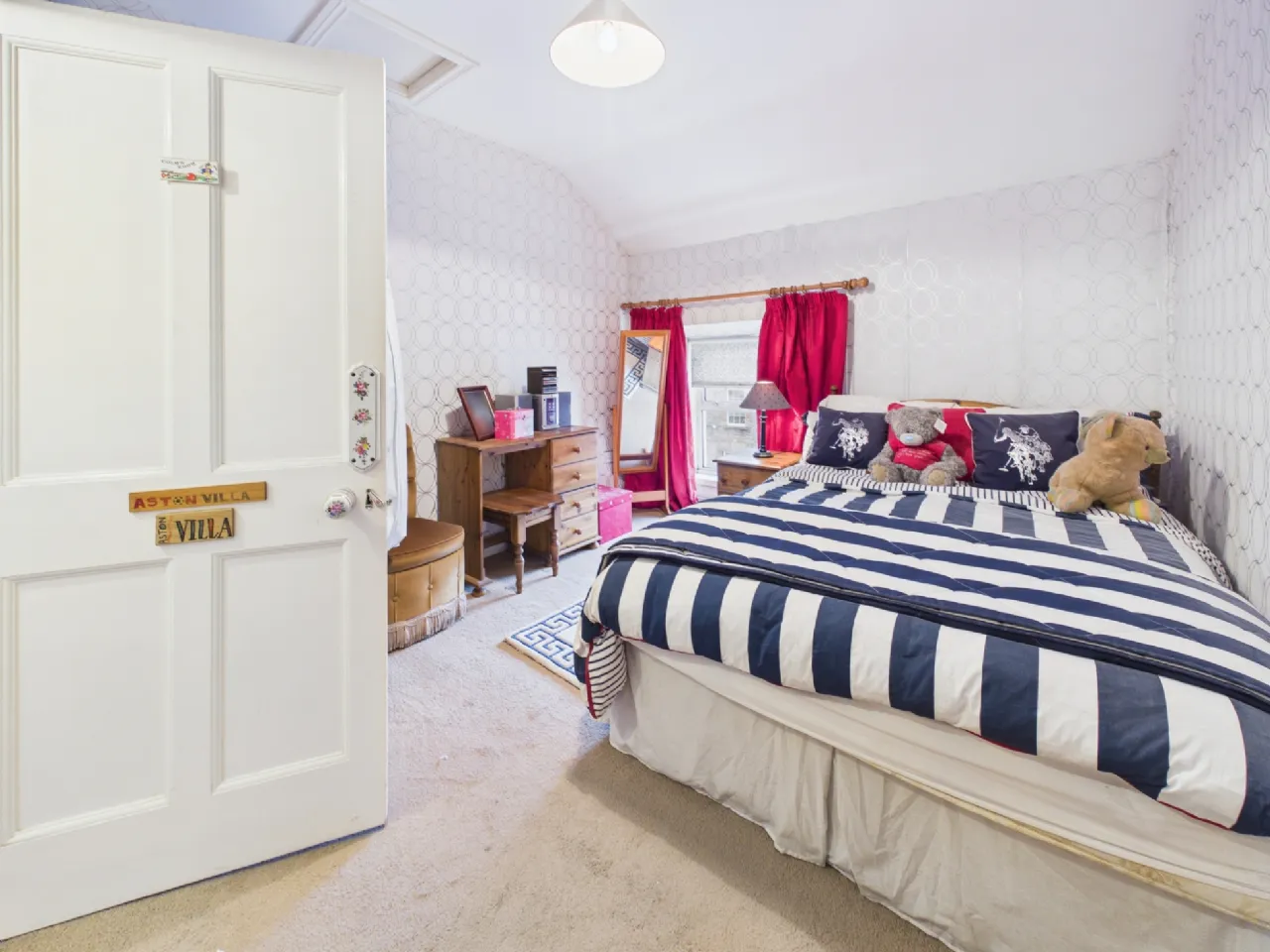 Photo of Main St, Borrisokane, Co. Tipperary, E45 D263