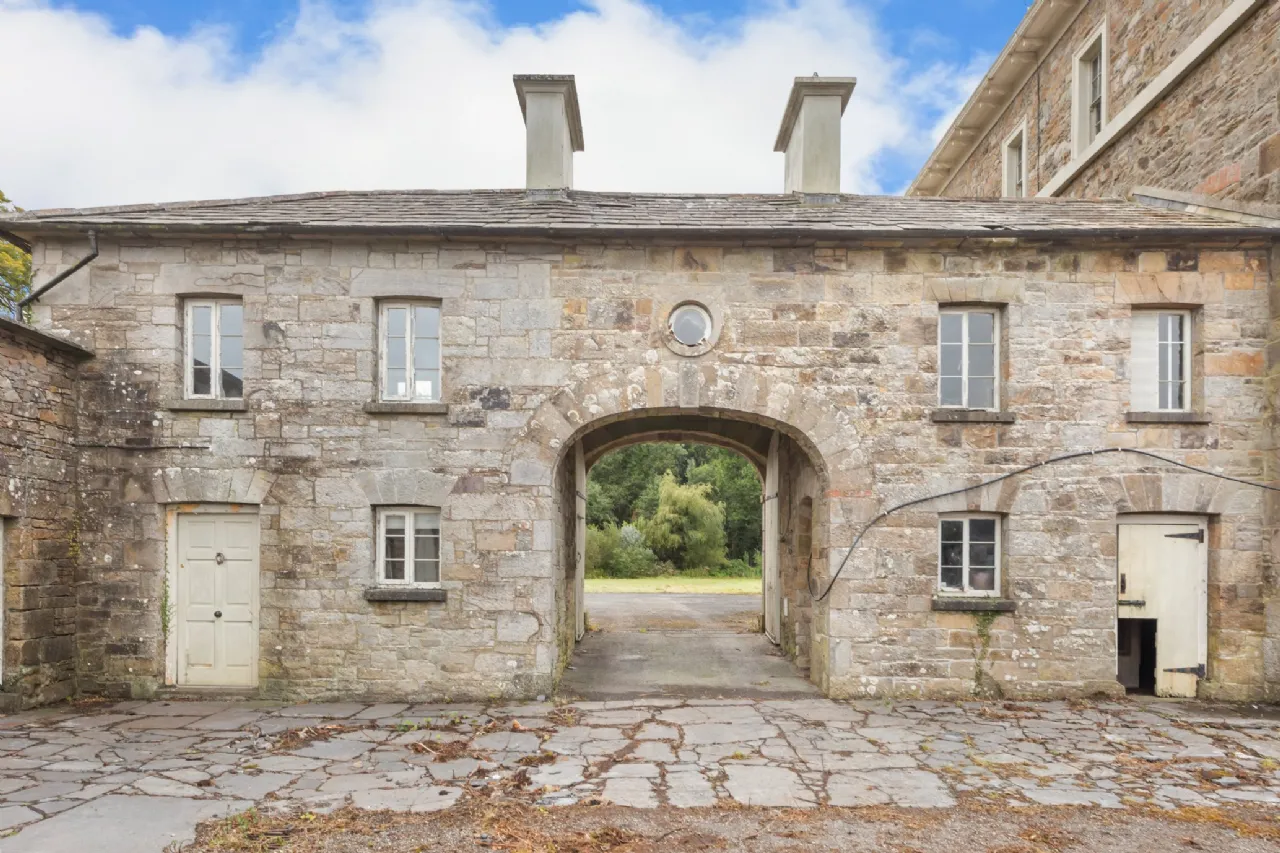 Photo of Ballyneale House, Ballingarry, Co. Limerick, V94 E729