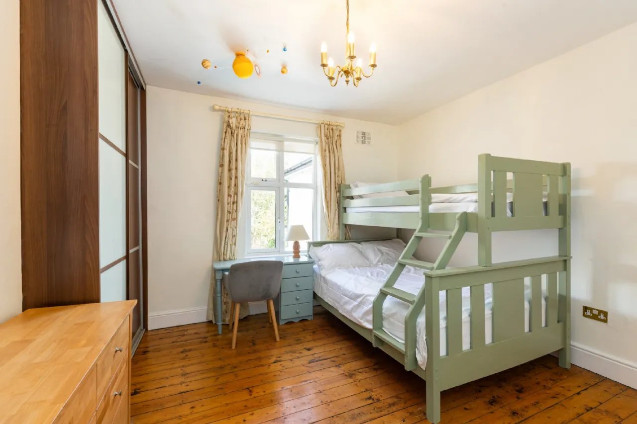 Photo of 20 St Alban's Park, Sandymount, Dublin 4, D04 E3W8