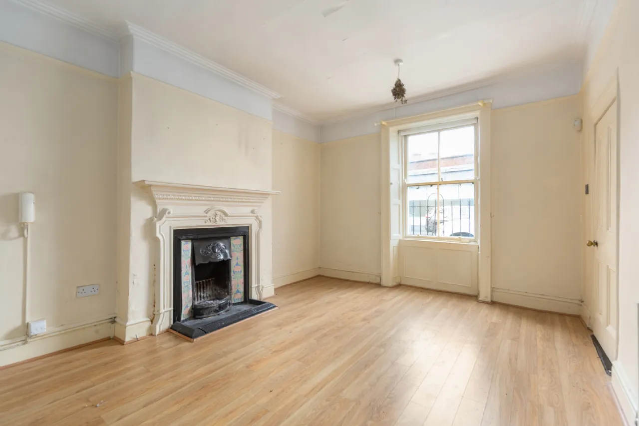 Photo of 12 Eastmoreland Place, Dublin 4, D04 FR13