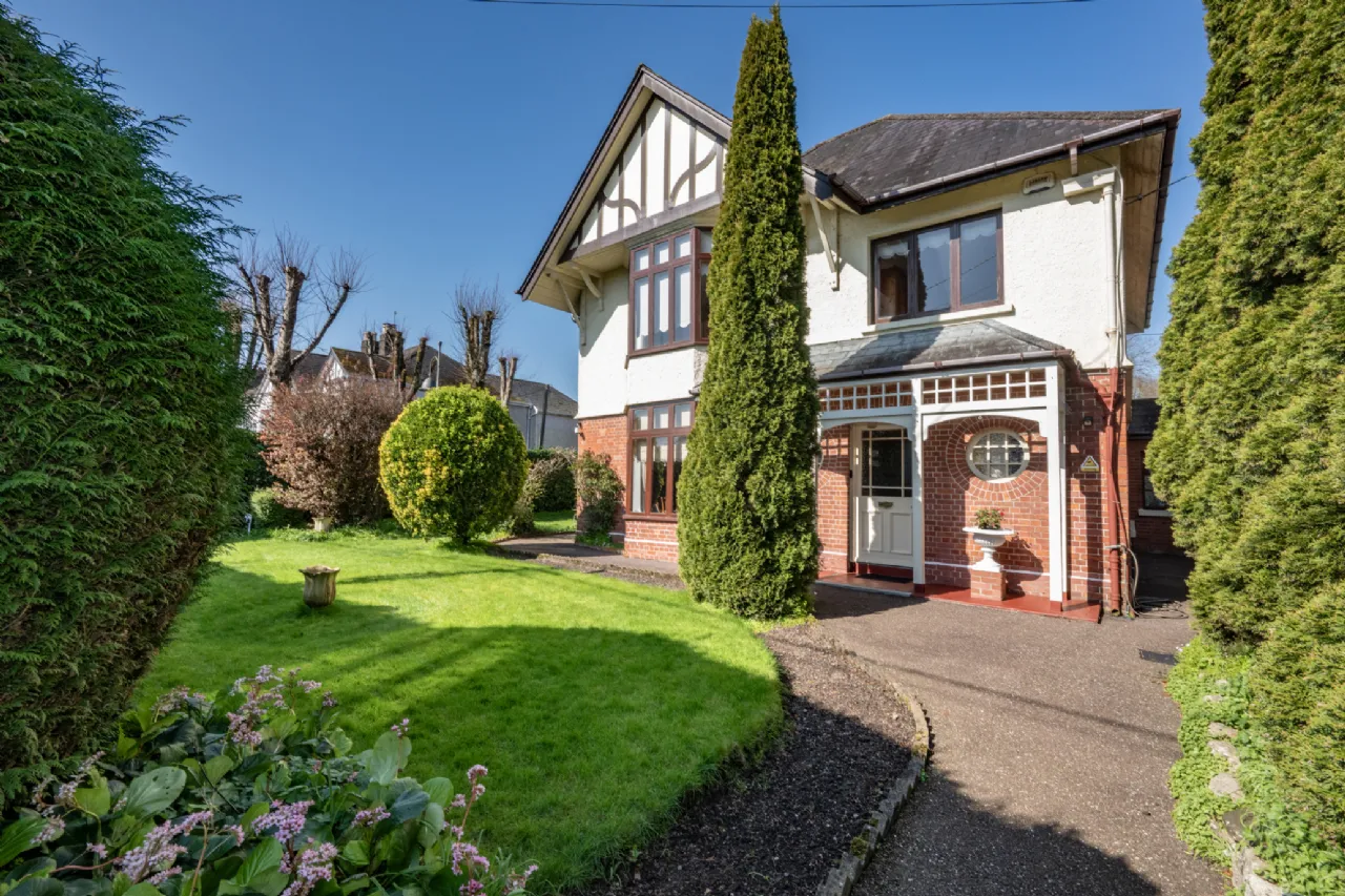 Photo of Glenair, Western Road, Cork, T12V6K4