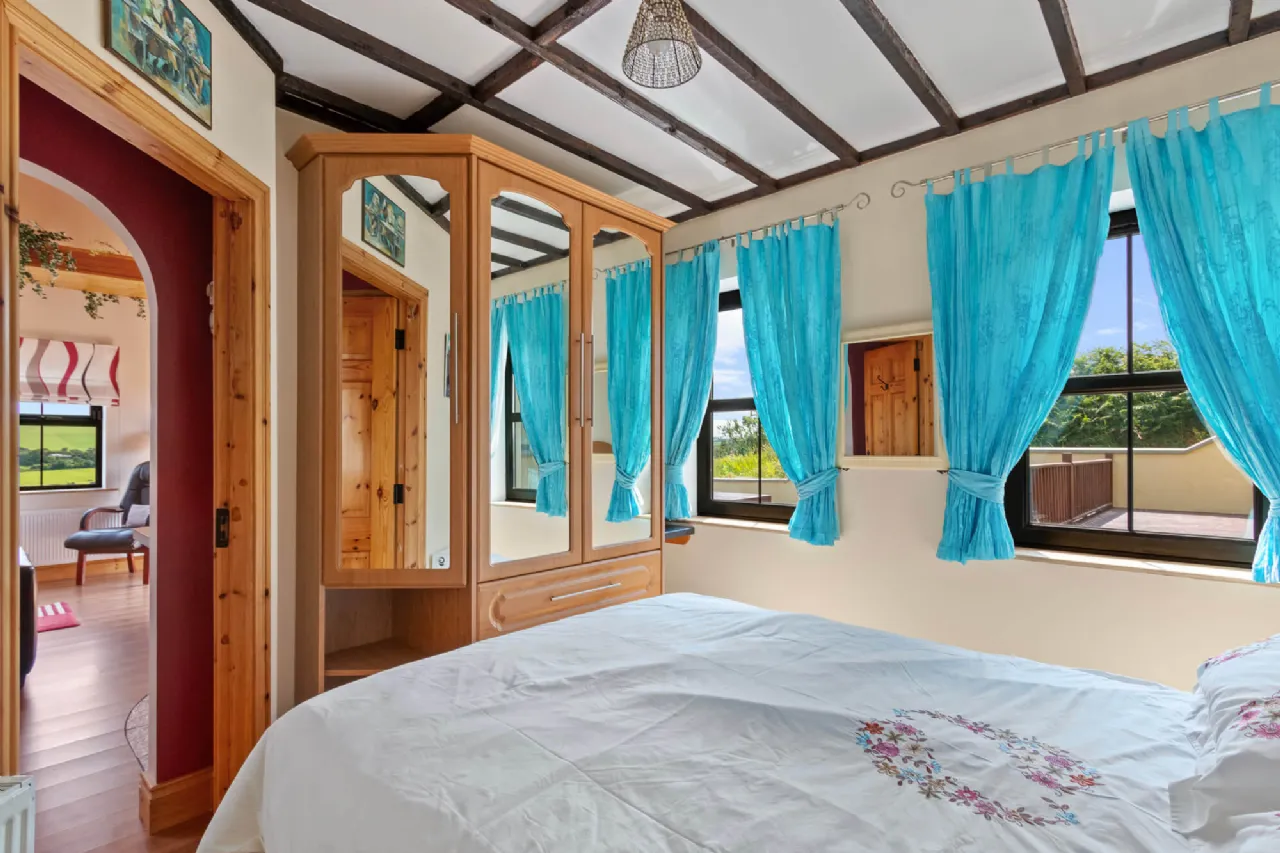 Photo of An Naomhóg, Inchinattin, Rosscarbery, Co Cork, P85 XW11