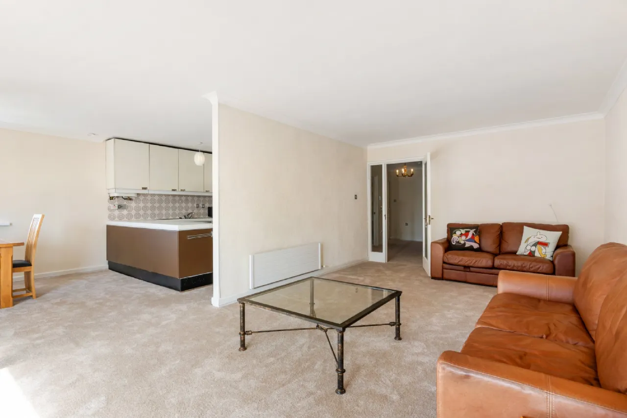 Photo of 28 Burleigh Court, Burlington Road, Dublin 4, D04 X596