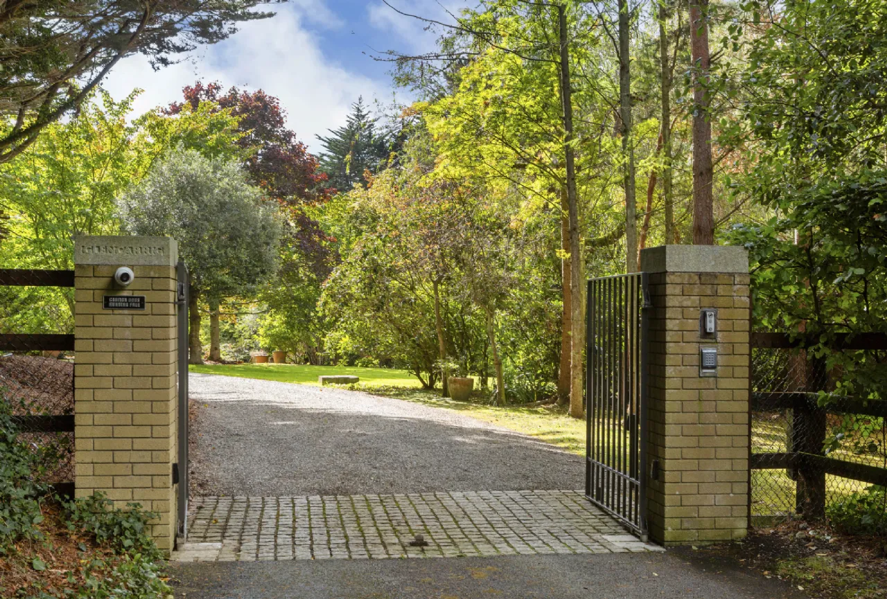 Photo of Glencarrig, Falls Road, Shankill, Dublin 18, D18X2T8