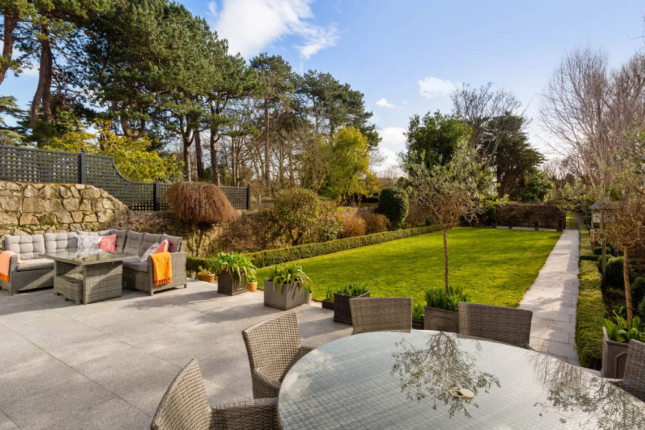 Photo of 59 Ailesbury Road, Ballsbridge, Dublin 4, D04 A2W1