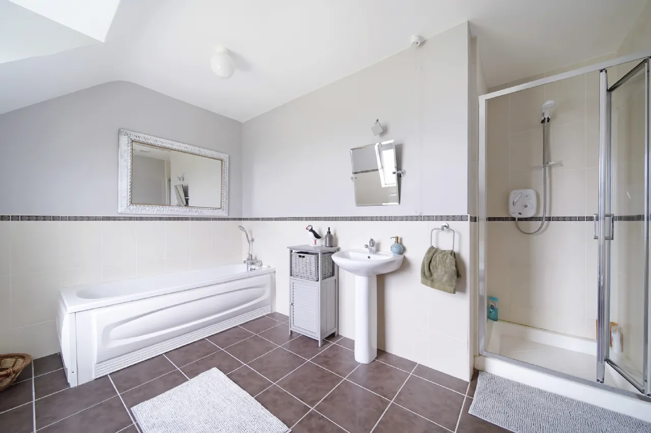 Photo of Sand Piper Lodge, 1 Ballymastocker Heights, Portsalon, Co. Donegal, F92X085